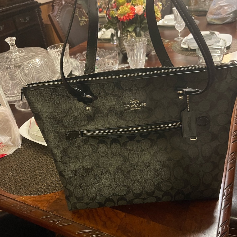 Coach Gallery Tote